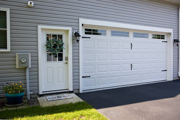 24/7 Emergency Garage Door Panel Replacement experts in University Park, TX